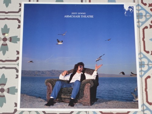 Jeff lynne armchair - armchair, theatre