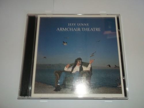 Jeff lynne armchair - -armchair, theatre